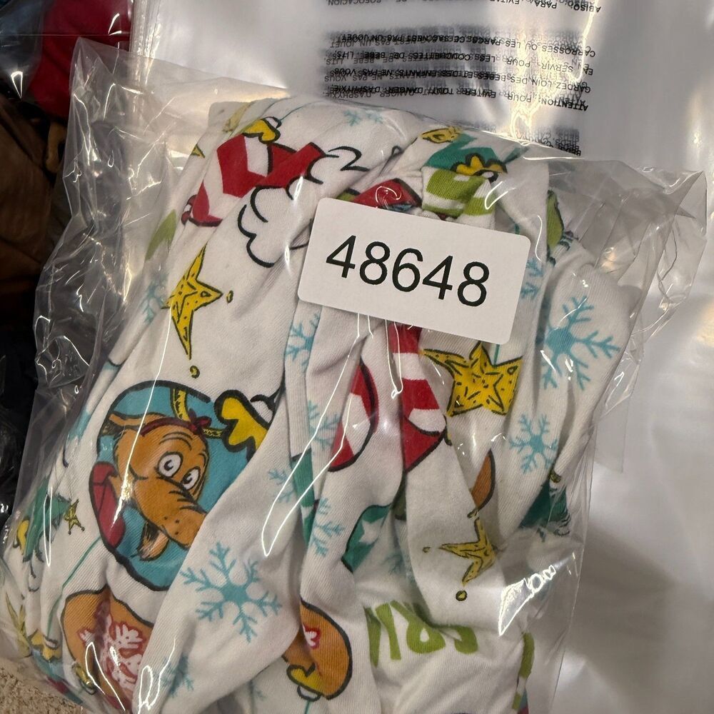 The Grinch Sleepshirt Women 2X Plus White Christmas Bauble Print Long Sleeve - Picture 7 of 7